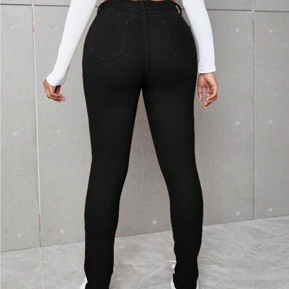 SHEIN sexy high waist ripped jeans - Picture 2 of 3